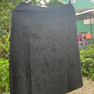 Vintage style, beaded skirt by Ann Taylor. 100% silk, size 6